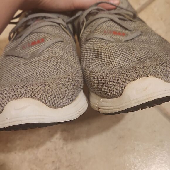 Nike Air Max Men's Sequent 3 Gray & Red Running Shoes 921694-060 Size 12 - Picture 5 of 12